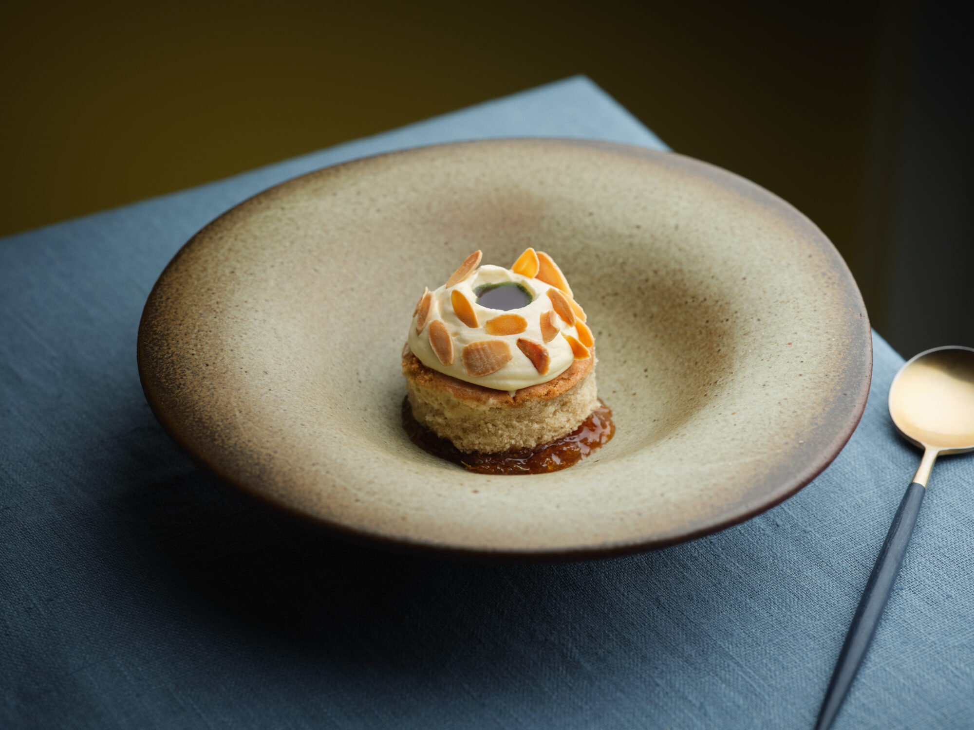 February Dessert Honey Cake L 4079