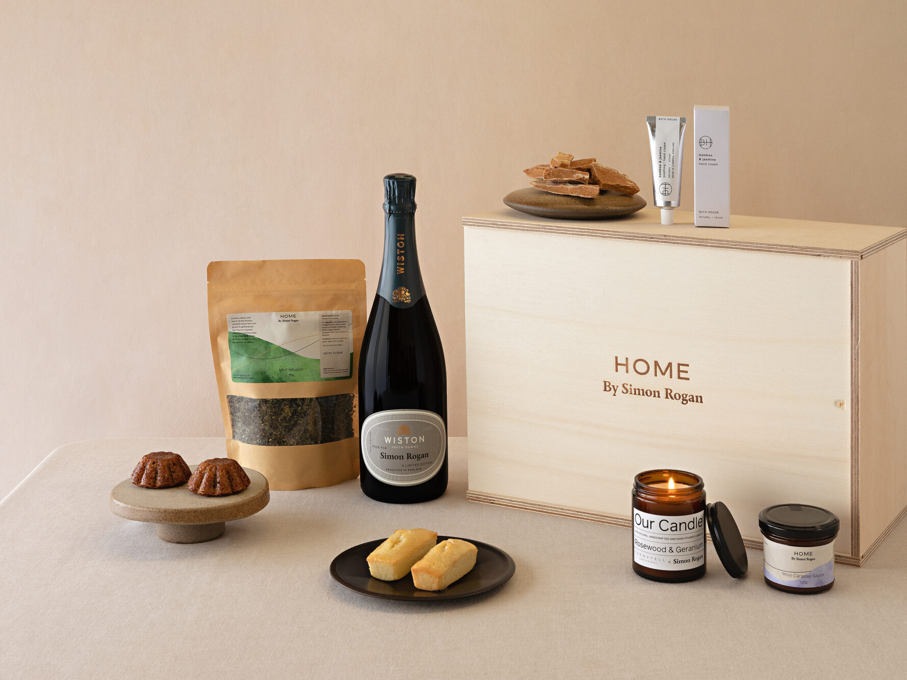 Nkc SRHOME Hamper Wiston Hamper2026 Landscape copy